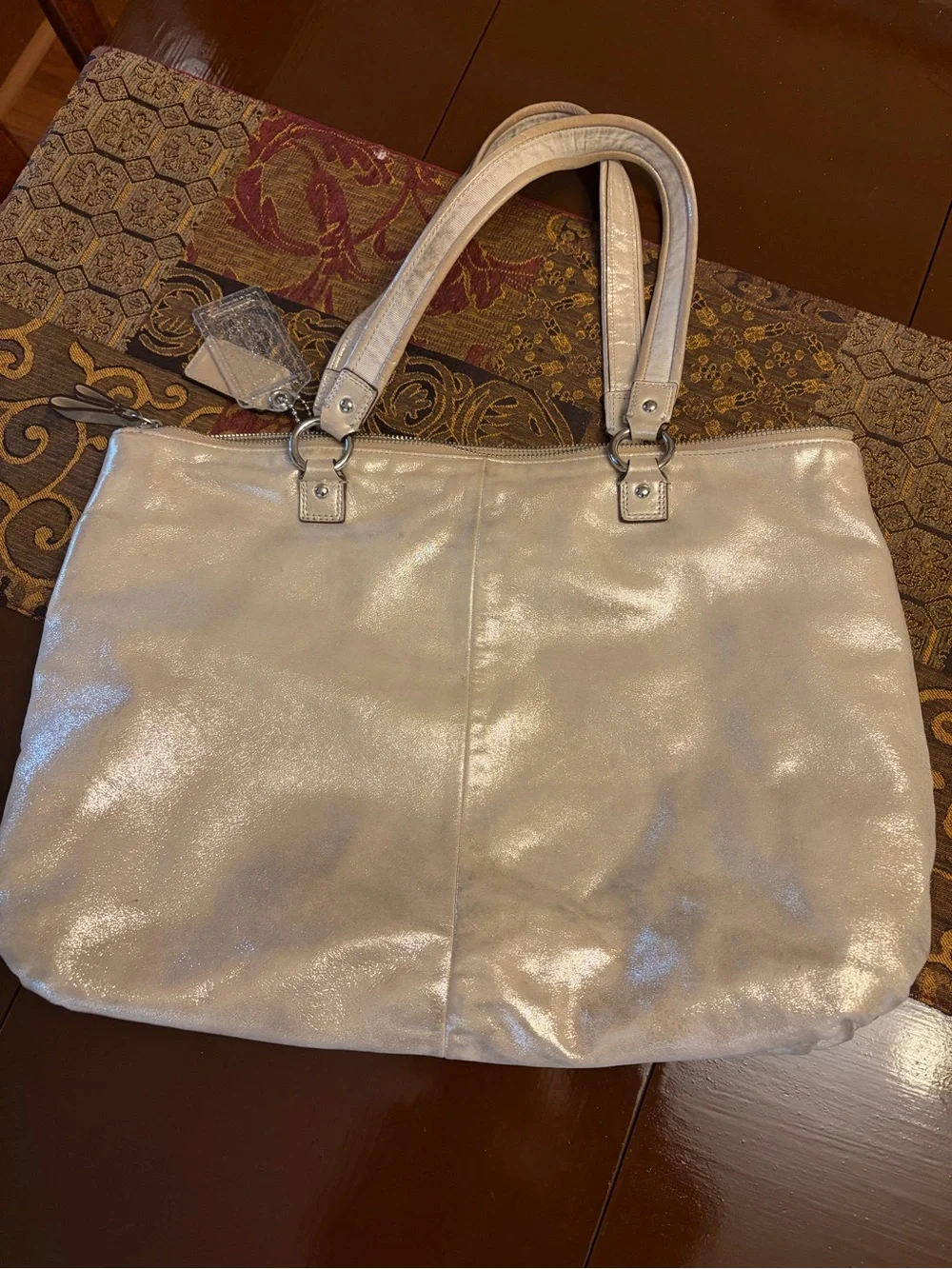 ✨ Authentic Y2K Rare Coach Poppy Metallic Champagne Rose Gold tote Heart charm ✨